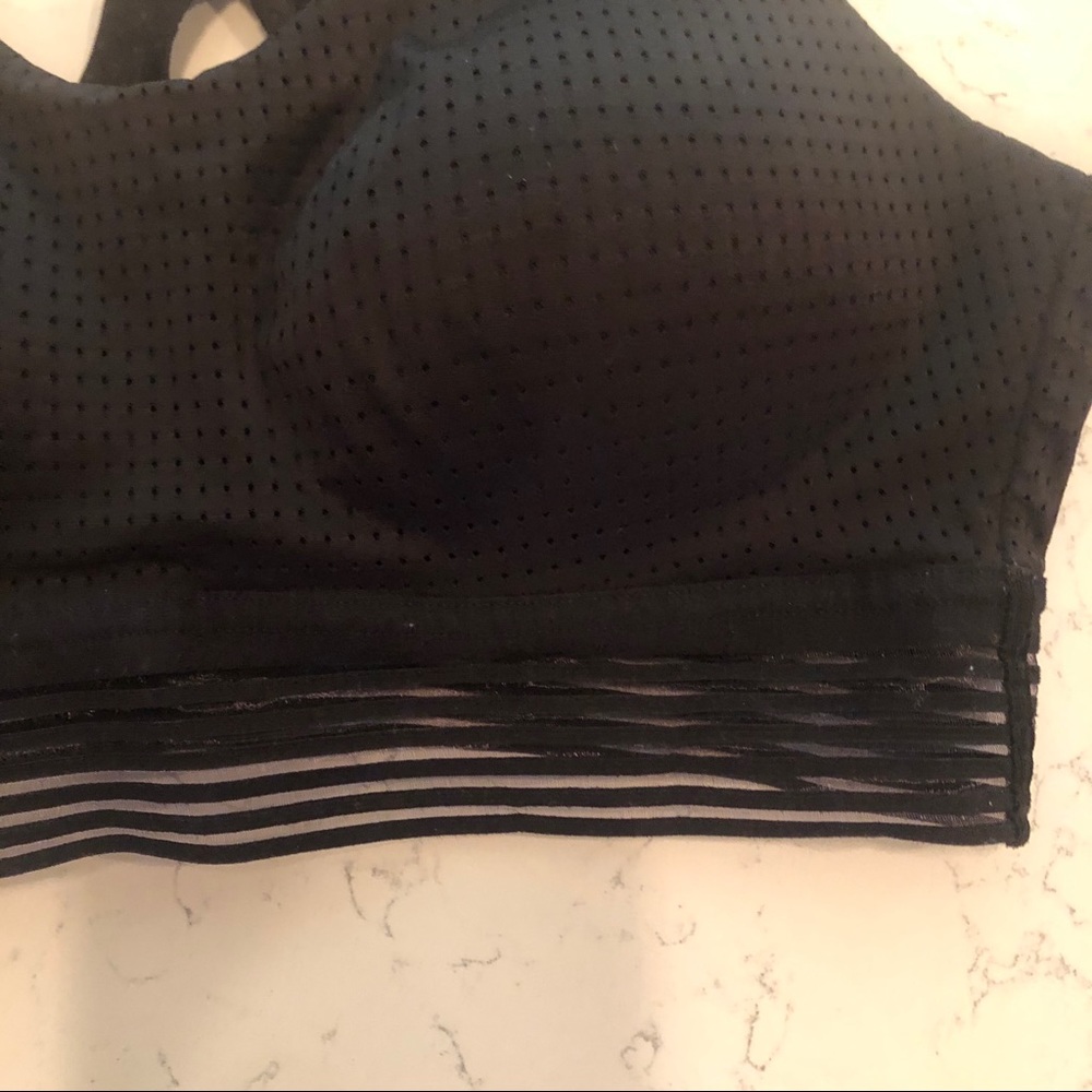 Victoria’s Secret Black Sports Bra, Size 34B - Picture 3 of 5